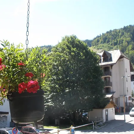 Le Feufy Apartment